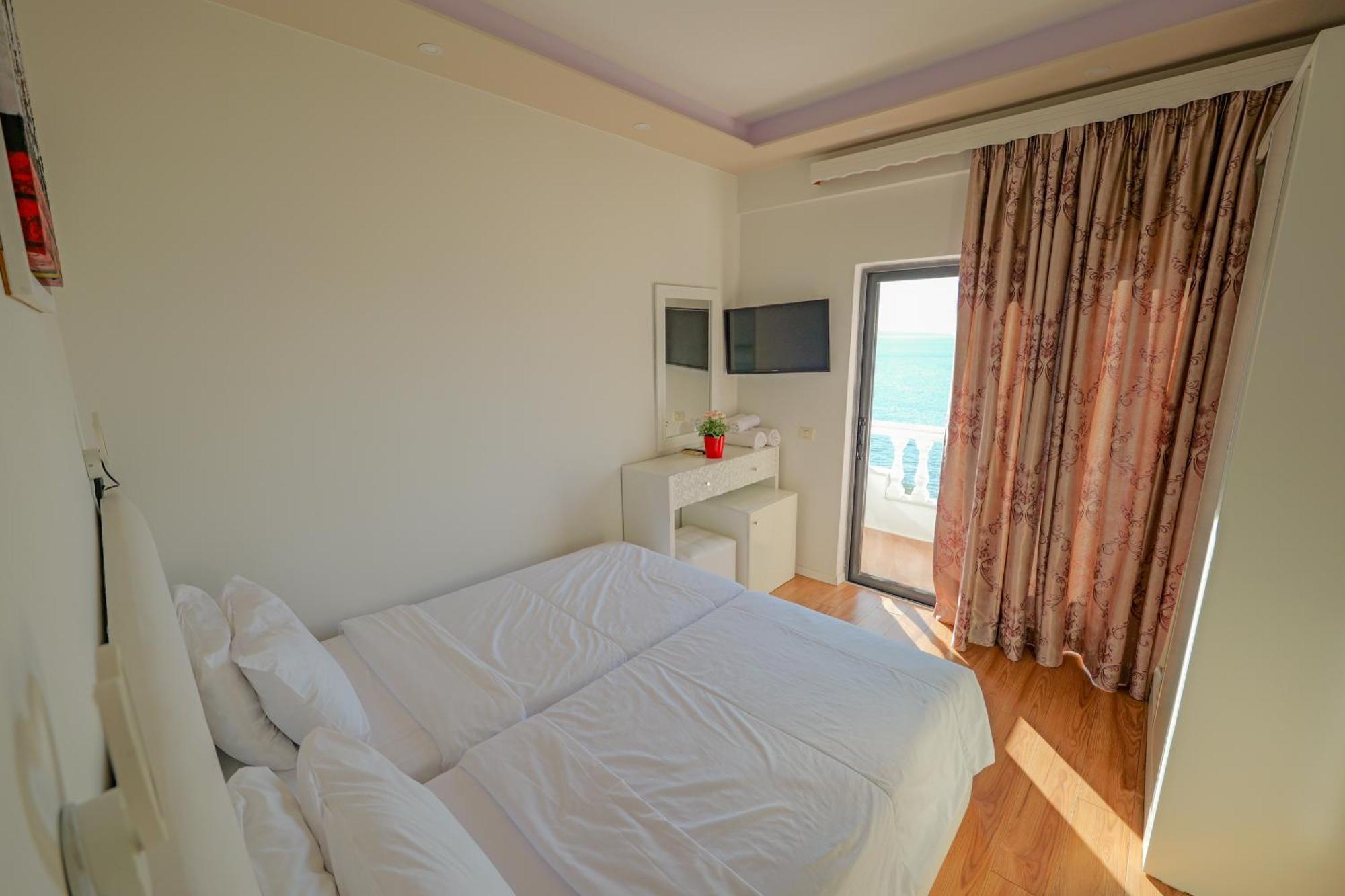 Hotel Iliria 4*